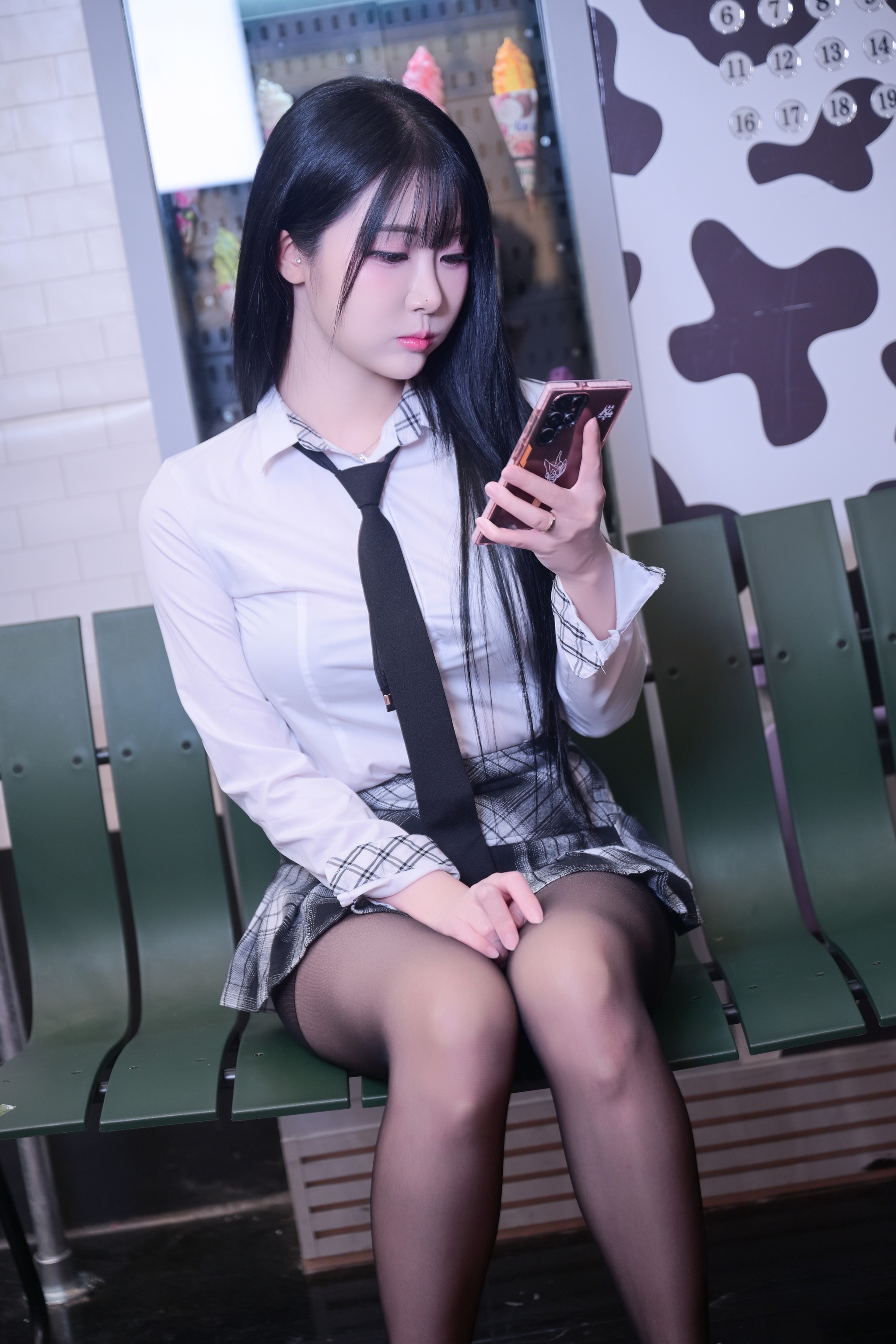 图片[1]-Bomi – NO.111 (보미) Schoolgirl In The Subway [101P]-XikXak